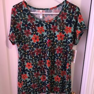 LulaRoe Classic Tee